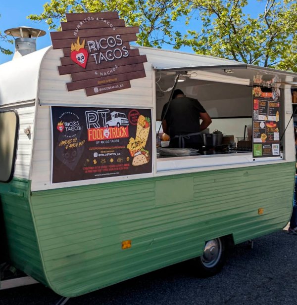 Ricos Tacos estrena Food Truck